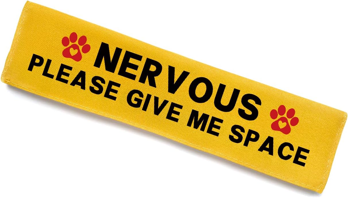 Nervous Please Give Me Space Leash Sleeve, Funny Yellow Dog Leash Wrap Alert Hanging ID Patch Tag, Do Not Pet Velcro Patch, Pet Birthday Gifts for Dog Lovers Owners