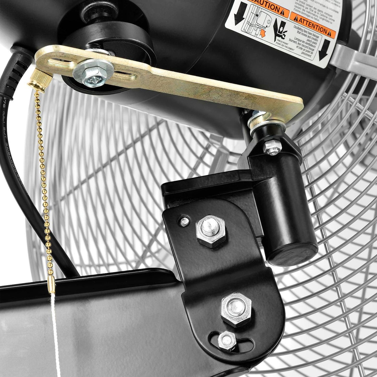 Global Industrial Deluxe Oscillating Wall Mount Fan, 24" Diameter, 1/2HP, 8,650CFM