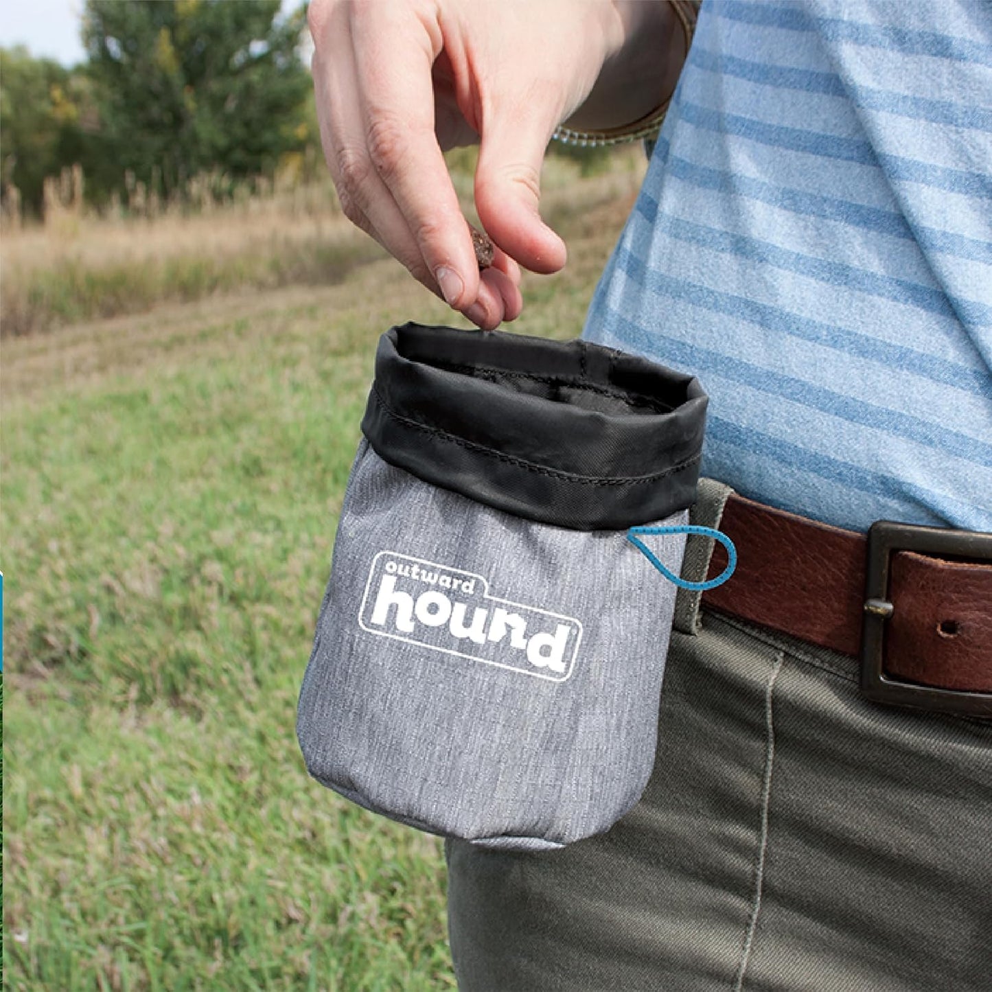 Outward Hound Treat Tote Hands-Free Dog Training Pouch