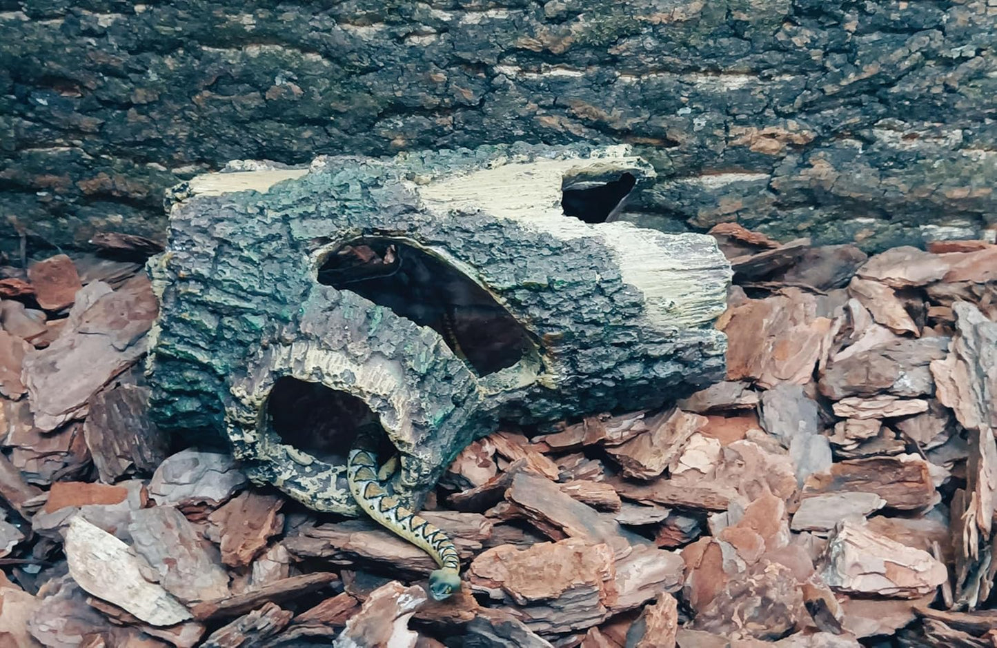 Reptile Hide Bark Texture,Snake Hide,Bearded Dragon Basking Platform,Aquarium Decor for Amphibians,Leopard Gecko,Lizard,Turtle,Tortoise,Betta Fish,Spider,Scorpion,Axolotl